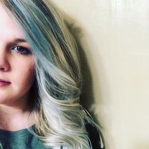 Meet your Posher, Lindsey